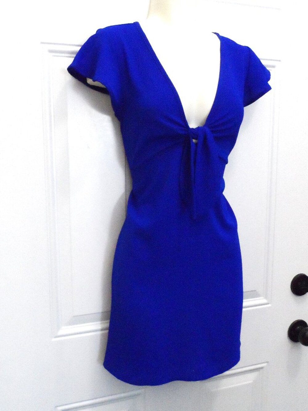 Wishful-mini dress V-neck front tie knot -sz., Small